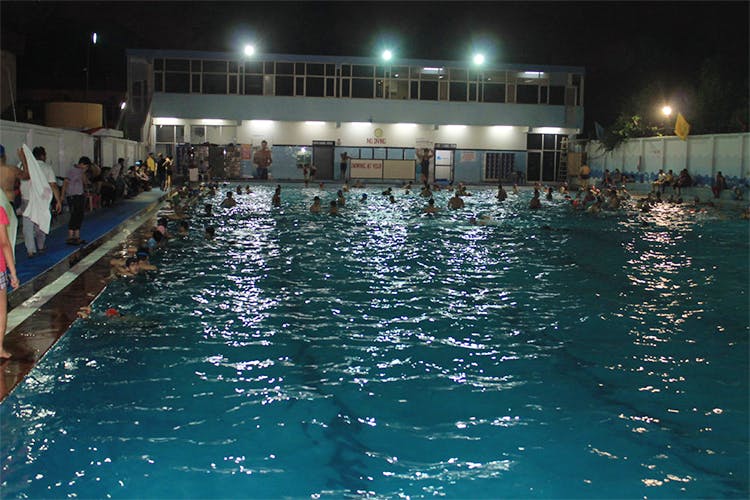 Public swimming pools near me- 5 easy step to find them